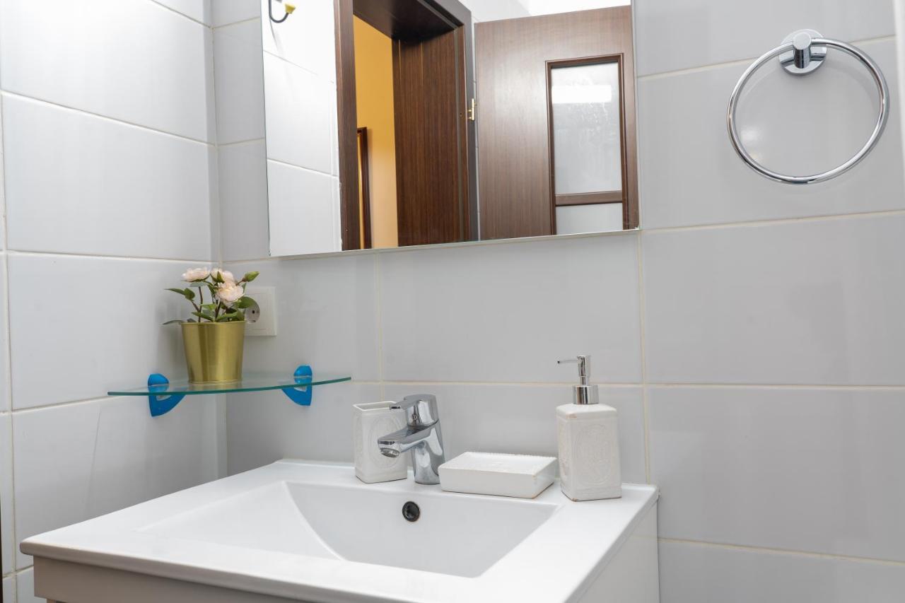 Nottara Theatre Spacious 85Sqm 1Br Ap With Self Check In Bukarest Exterior foto